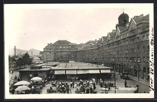 AK Wien, Schlingerhof mit Markt