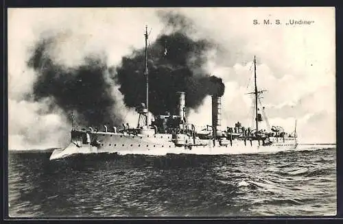 AK Kriegsschiff SMS Undine unter Volldampf
