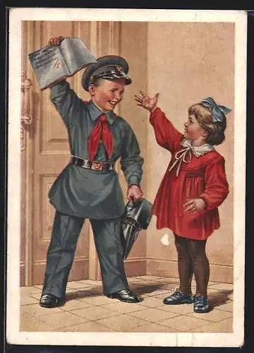 AK kleiner Bub in Uniform und Mädchen, UDSSR