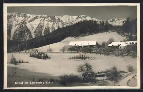 AK Orthof am Semmering, Ortsansicht im Winter mit Strasse u. Bergpanorama