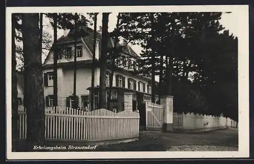 AK Stranzendorf, Erholungsheim Stranzendorf, von der Strasse gesehen