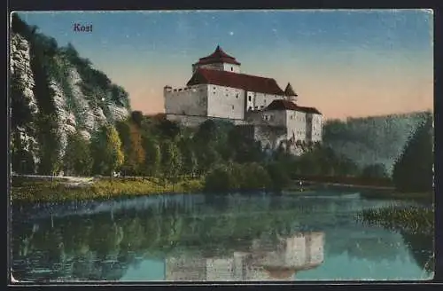 AK Sobotka, Burg Kost, vom Wasser gesehen