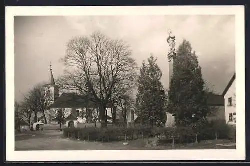 AK Novy Hrádek, Námestí mit Säule und Kirche