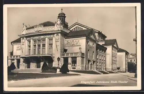 AK Klagenfurt, Jubiläums Stadt-Theater von der Strasse aus