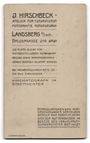 Fotografie J. Hirschbeck, Landsberg a/Lech, Brudergasse 16, Porträt eines Kindes mit Strohhut