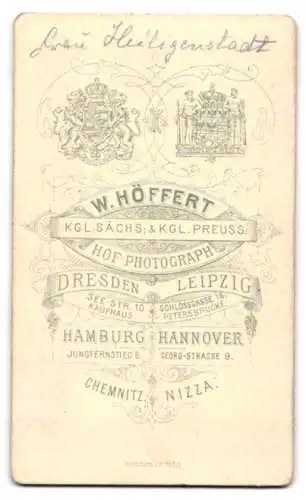 Fotografie W. Höffert, Hannover, Georgstrasse 9, Frau Heiligenstadt im Porträt