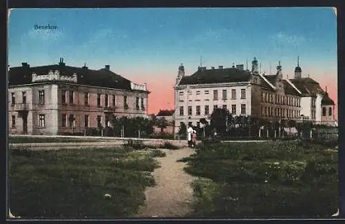 AK Benesov, Strassenpartie mit öffentlichem Gebäude