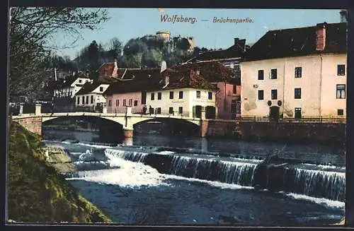 AK Wolfsberg /Kärnten, Brückenpartie mit Blick zur Burg