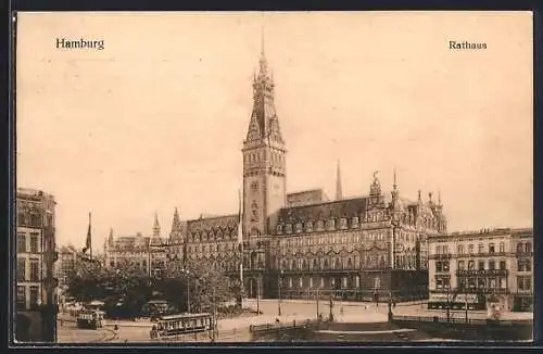 AK Hamburg, Strassenbahnen vor dem Rathaus