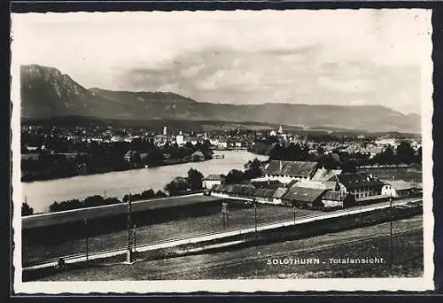 AK Solothurn, Ortsansicht mit Blick in die Landschaft