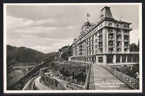 AK Brunnen, Hotel Palace Axenfels über dem Vierwaldstättersee