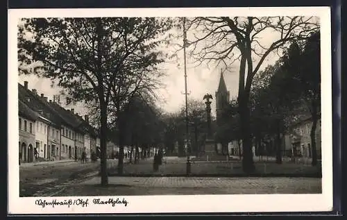 AK Vohenstrauss, Strassenpartie mit Kirche