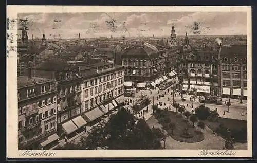 AK Mannheim, Strassenbahnen am Paradeplatz