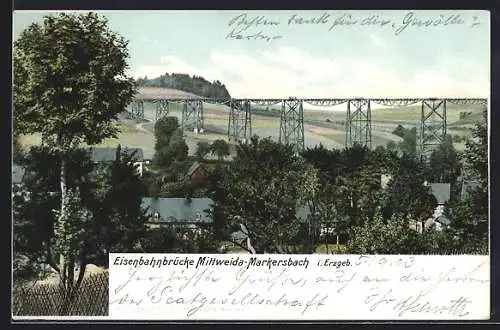 AK Markersbach / Erzg., Blick zur Eisenbahnbrücke Mittweida-Markersbach im Erzgebirge