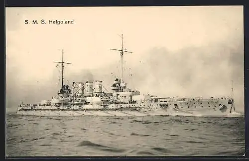 AK Kriegsschiff SMS Helgoland auf hoher See