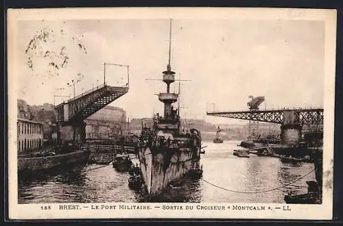 AK Brest, Port Militaire, Sortie du Croiseur Montcalm, franz. Kriegsschiff