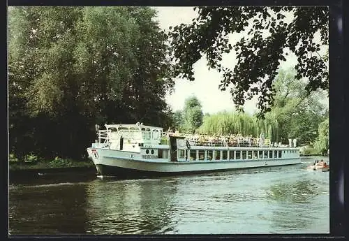 AK Fahrgastschiff Friedrichshain der Stadtbezirksklasse in der Müggelspree, Weisse Flotte Berlin, DDR