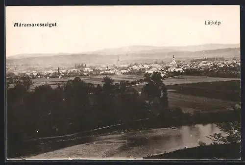 AK Máramarossziget, Látkép, Teilansicht der Stadt mit Fluss im Vordergrund