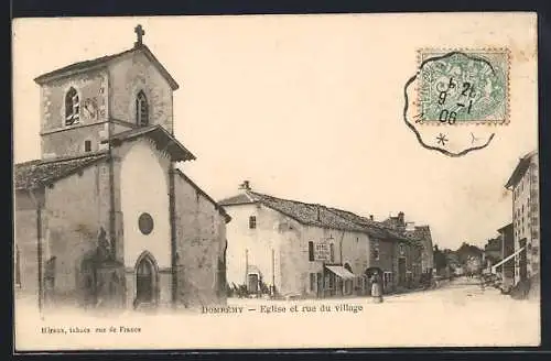 AK Domrèmy, Eglise et rue du village