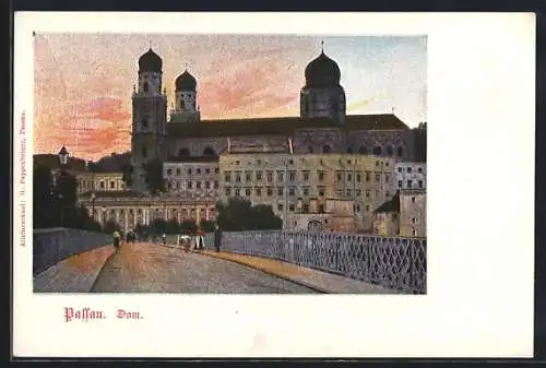 AK Passau, Strassenpartie mit Blick auf den Dom