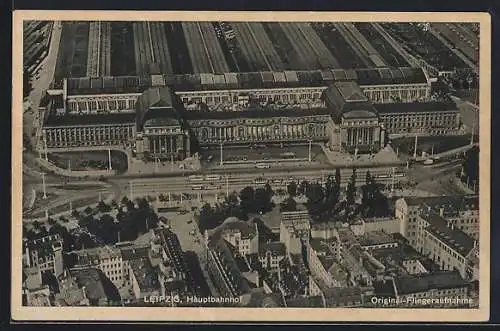 AK Leipzig, Hauptbahnhof vom Flugzeug aus