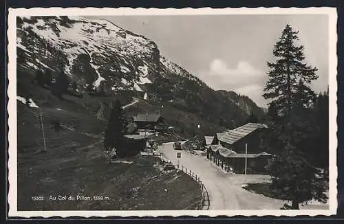 AK Col du Pillon, Strassenpartie mit Berglandschaft