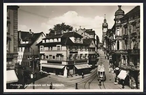 AK Pforzheim, Strassenbahn in der Bahnhofstrasse am Leopoldsplatz