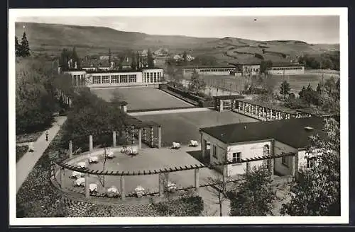 AK Bad Dürkheim a. d. Weinstrasse, Brunnenhalle und Cafe Traubenkur