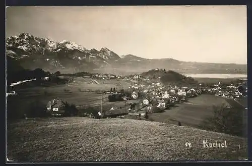 AK Kochel, Teilansicht mit Bergen