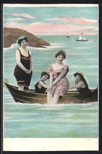 AK Zwei Frauen und Kinder in Badeanzügen in einem Boot
