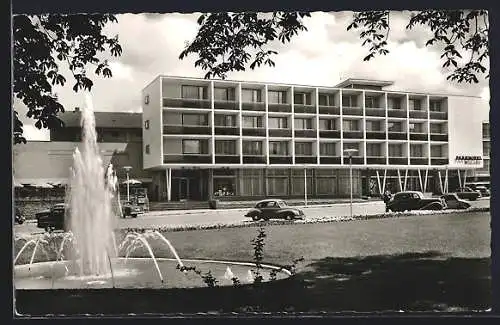 AK Reutlingen, Parkhotel Friedrich List mit Springbrunnen