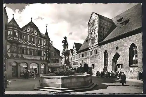 AK Reutlingen, Marktplatz mit Kaiser`s-Geschäft und Brunnen