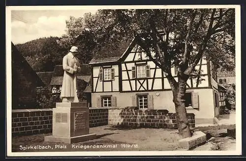 AK Spirkelbach / Pfalz, Ansicht vom Kriegerdenkmal