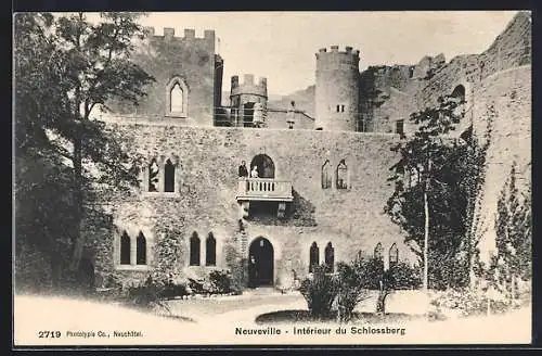 AK Neuveville, Intérieur du Schlossberg