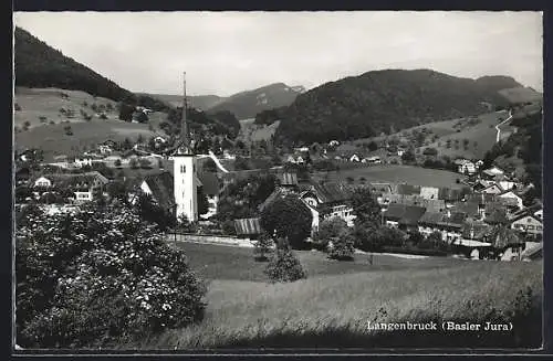 AK Langenbruck /Basler Jura, Ortsansicht vom Hügel aus