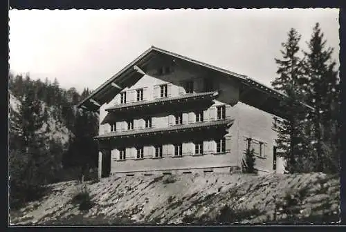 AK Brünig, Berg- und Ferienheim der Naturfreunde Emmenbrücke