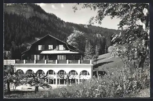 AK Beatenberg, Waldegg, Chalet Pension Tissot der Fam. Bischoff