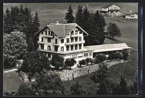 AK Beatenberg, Hotel Ferienheim Amisbühl-Beatenberg, Fliegeraufnahme