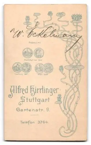 Fotografie Alfred Hirrlinger, Stuttgart, Gartenstr. 9, W. Eckelmann im Mantel mit Gehstock