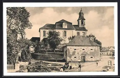 AK Lidice, Kostel a stara sypka, The church and the barn