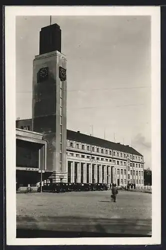 AK Königgrätz / Hradec Kralove, Nádrazi, Ansicht vom Bahnhof