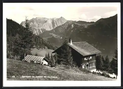 AK Landquart, Jägerihütte mit Ausblick auf den Fälknis