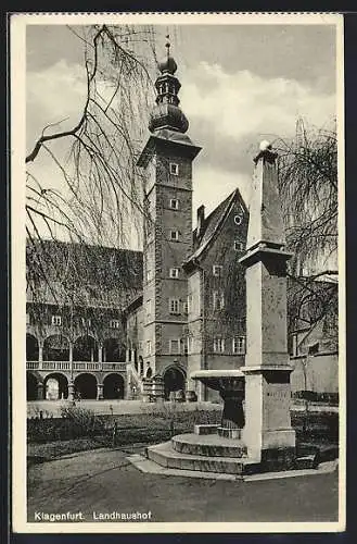 AK Klagenfurt, Landhaushof mit Brunnen