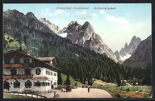 AK Sexten, Postgasthof Fischleintal mit Dolomiten