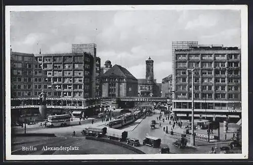 AK Berlin, Blick auf den Alexanderplatz, Strassenbahn