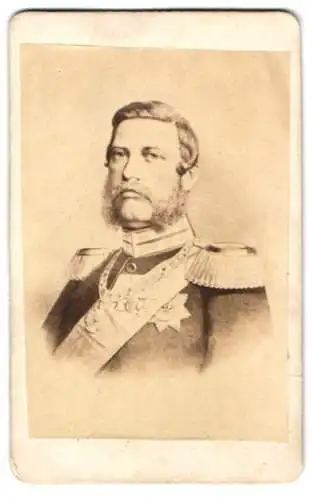 Fotografie unbekannter Fotograf und Ort, Portrait Kaiser Friedrich III. von Preussen in Uniform mit Orden