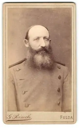 Fotografie G. Reinecke, Fulda, Förster / Jäger in Uniform mit Halbglatze