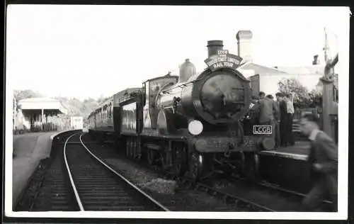 Fotografie D.A. Jones, London, britische Eisenbahn, Personenzug mit Dampflok LCGB Sussex Coast Limited Rail Tour