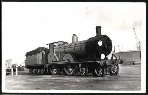 Fotografie britische Eisenbahn, Dampflok, Tender-Lokomotive Nr. 120