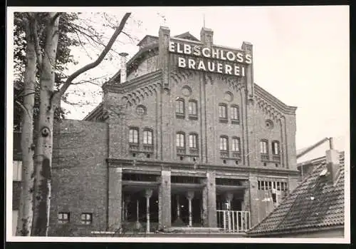 Fotografie unbekannter Fotograf, Ansicht Hamburg, Elbschloss Brauerei, Aussenansicht